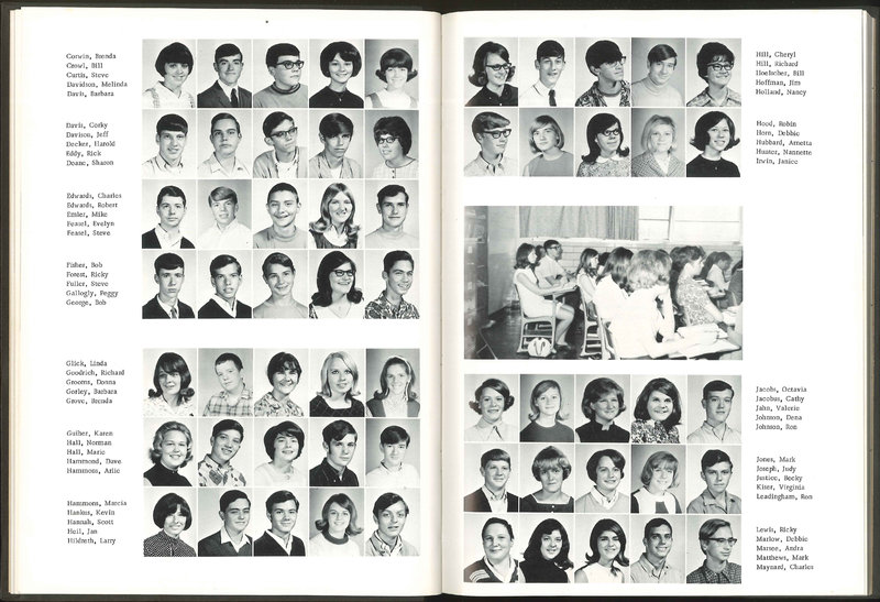 Big Walnut High School Yearbook. 1969: The Flame (p.25)